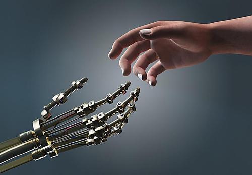 智能语音机器人与人类携手
